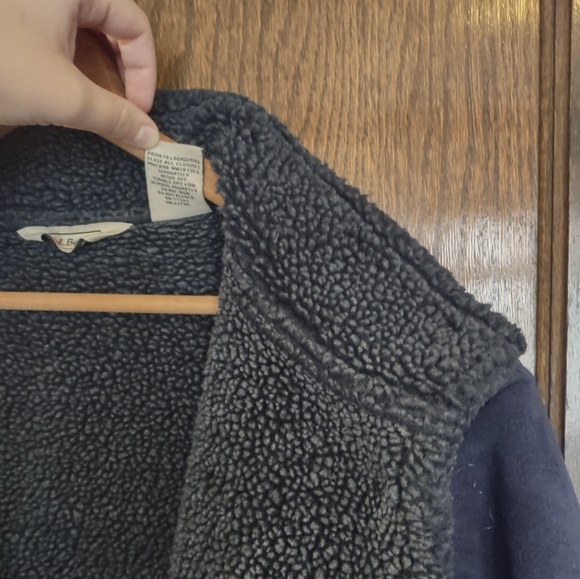 L.L. Bean 70s Style Faux Shearling Sherpa Coat | Navy, Button, Lambskin, Suede - Picture 9 of 14